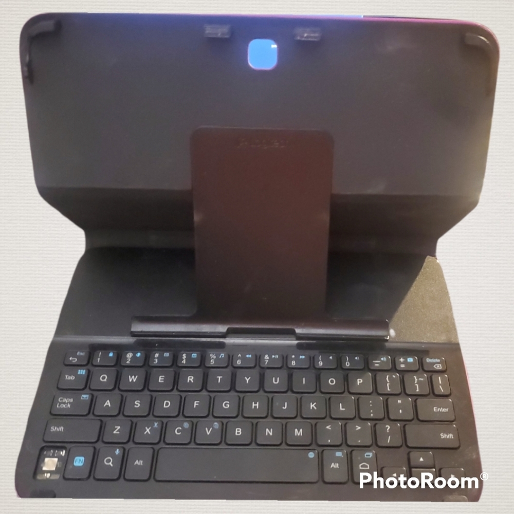 Logitech Magnetic stand up Tablet holder with Bluetooth Keyboard attached